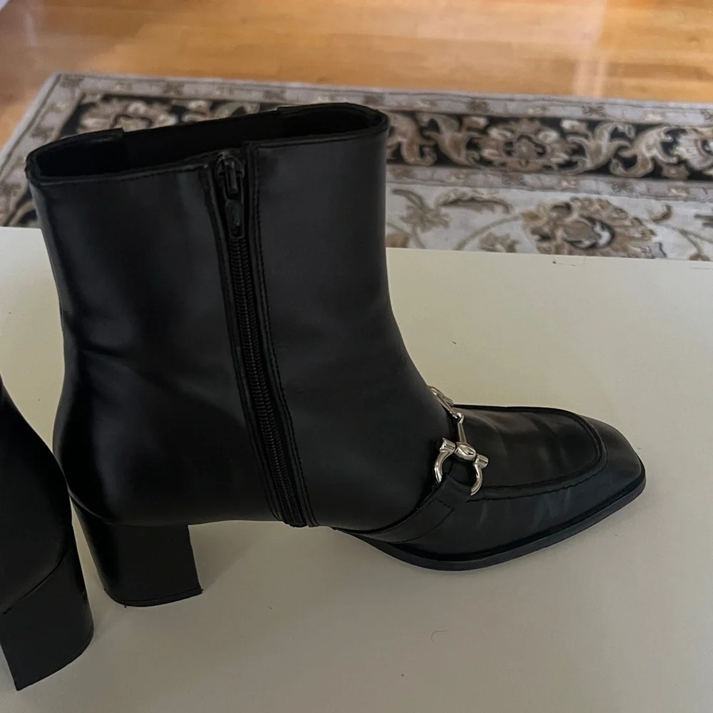 RENATTA Black Leather Women's Ankle Boots with Horsebit Detail MADE IN SPAIN 🇪🇸